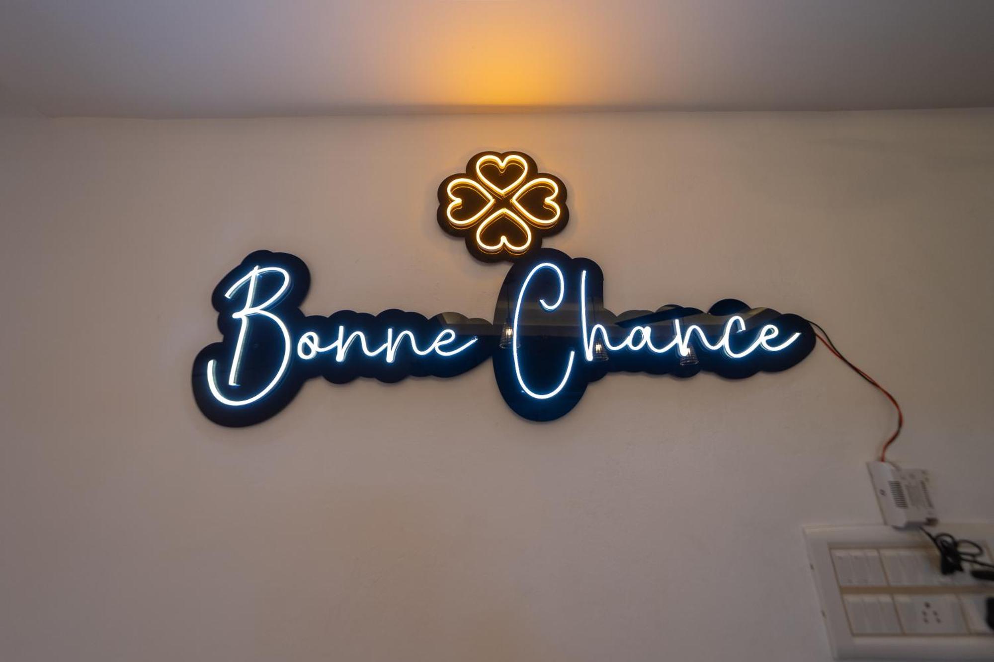 Bonne Chance Heritage Residence Пондичерри Экстерьер фото